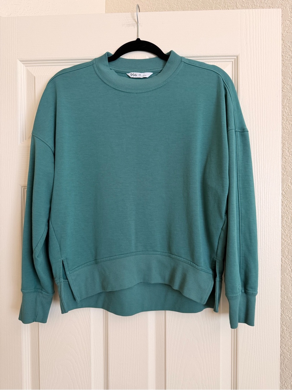 DSG Crewneck Sweatshirt Pullover Top Shirt Women’s Size XS Athletic